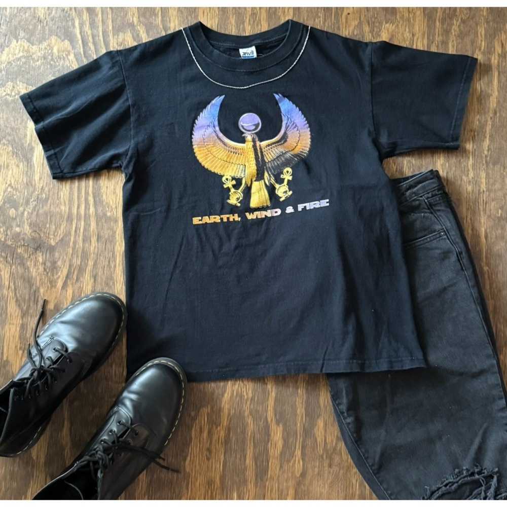 Earth Wind & Fire Shirt Medium Anvil Black It Begins With A Dream Band Tee - Picture 7 of 7